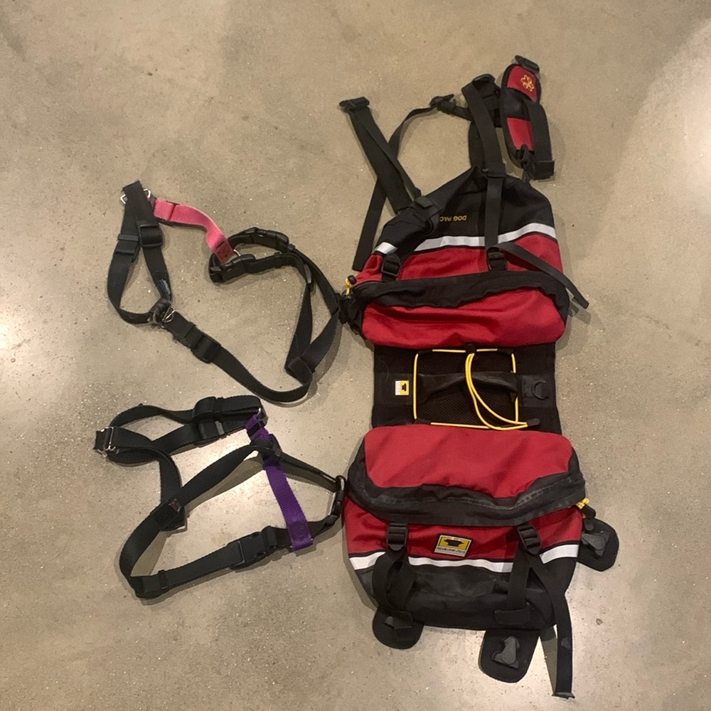 2x Blue K9 Dog Balance Harnesses (M/L size + medium Mountainsmith backpack